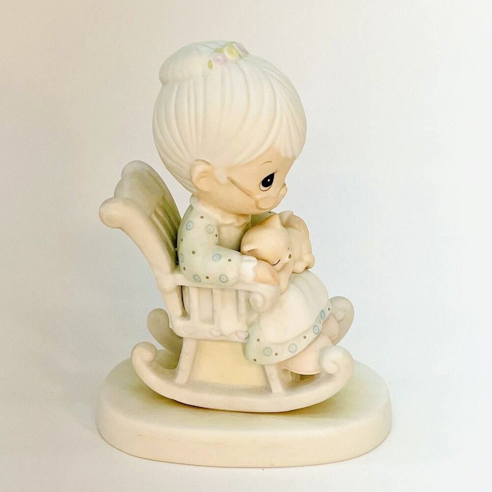 VTG Precious Moments Figurine Enesco Purr-fect Grandma With Cat 5”T 1979 Japan - Picture 4 of 12